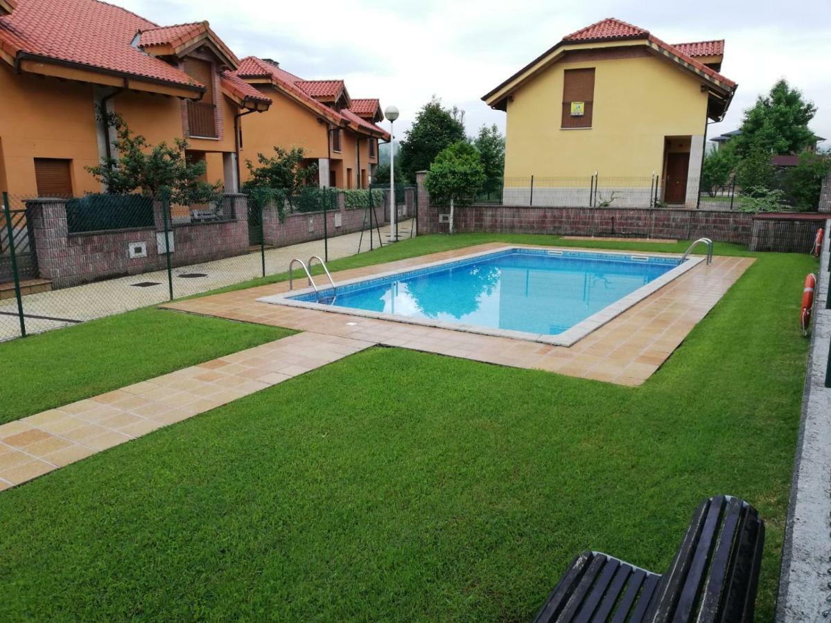 Chalet Playa Del Sable Hinojedo Bagian luar foto